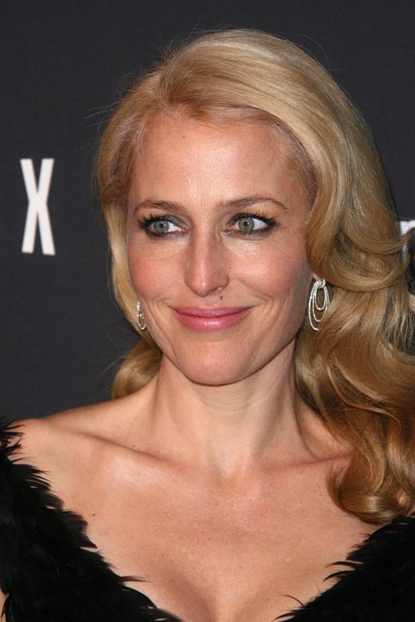 Gillian Anderson