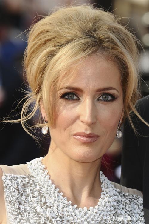 Gillian Anderson