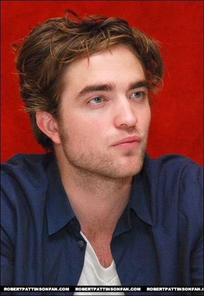 Robert Pattinson