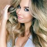 Emily Sears taking a selfie