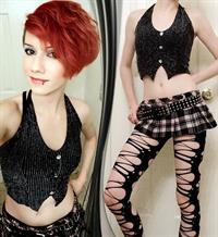 Lou Daza taking a selfie