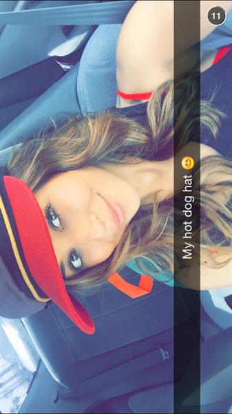 Tianna Gregory taking a selfie