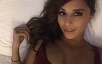 Tianna Gregory taking a selfie