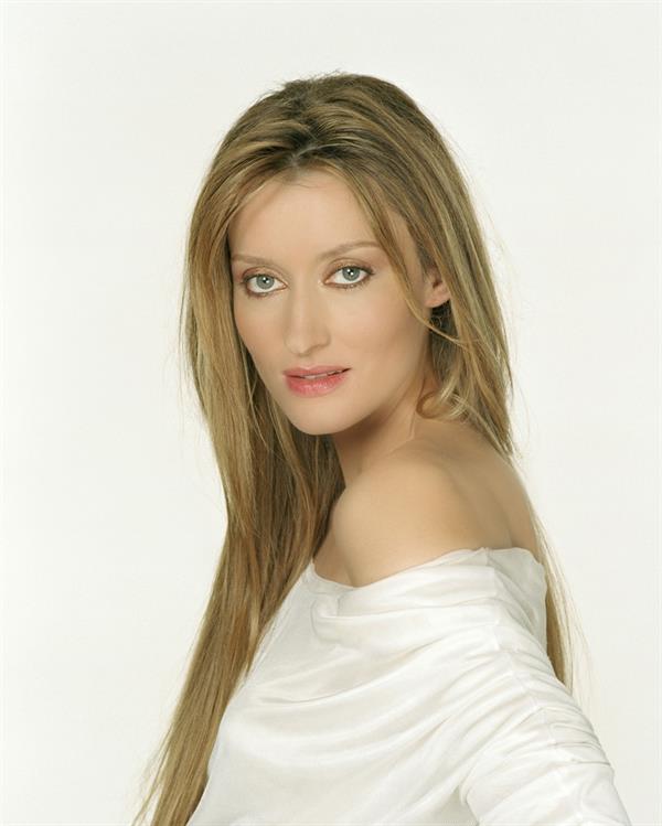 Natascha Mcelhone