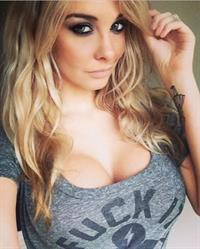 Emily Sears taking a selfie