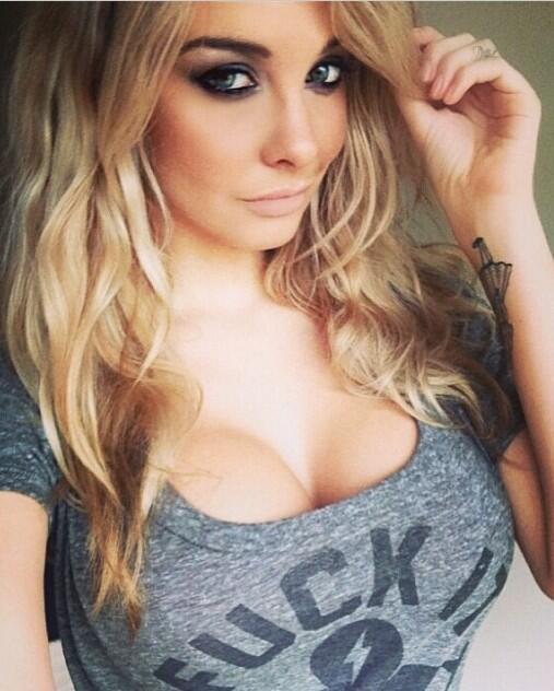 Emily Sears taking a selfie