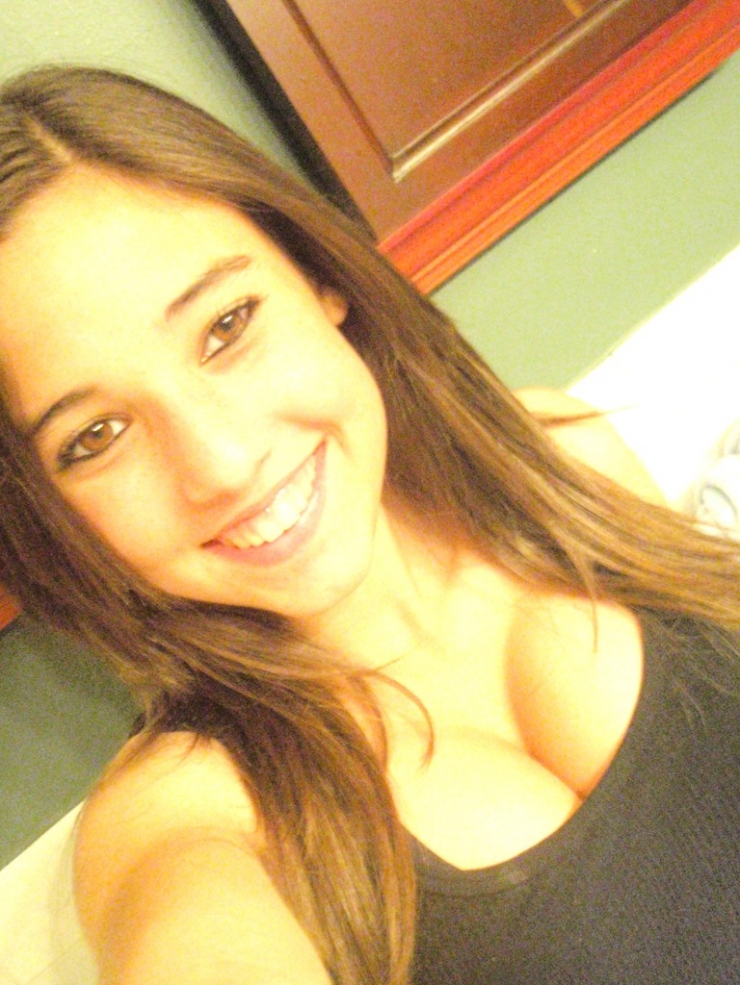 Angie Varona taking a selfie