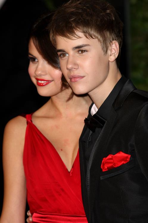 Selena Gomez Pictures Selena Gomez Vanity Fair Oscar party in West Hollywood on February 27, 2011