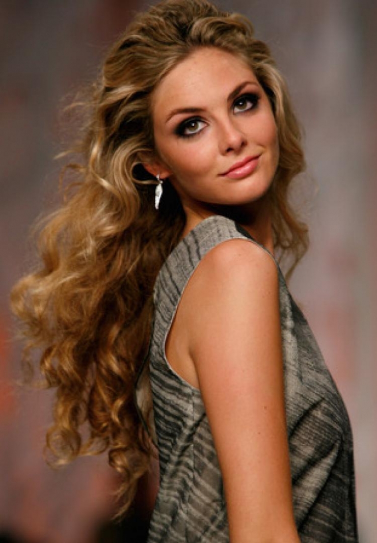 Tamsin Egerton