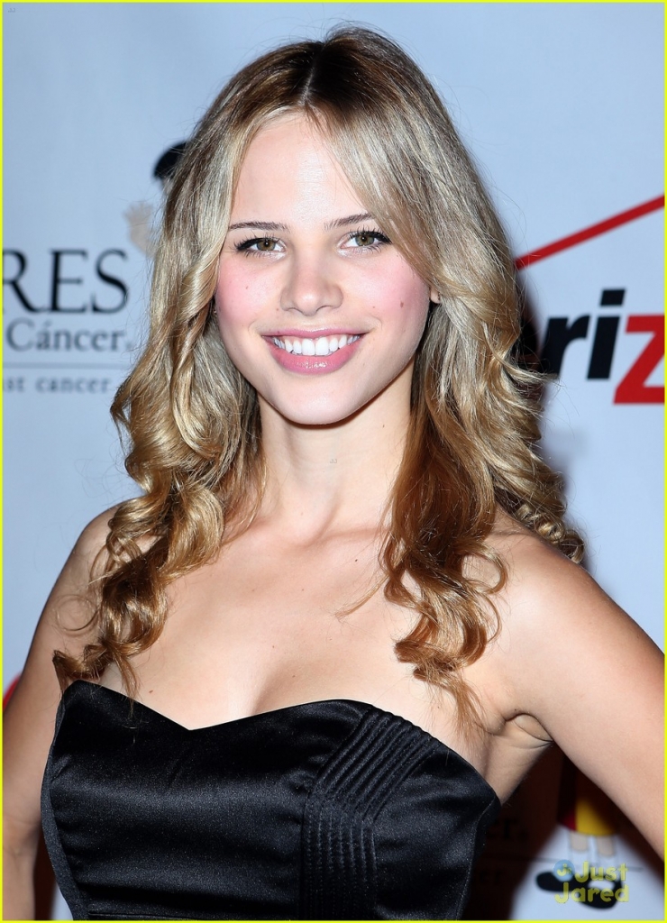 Halston Sage