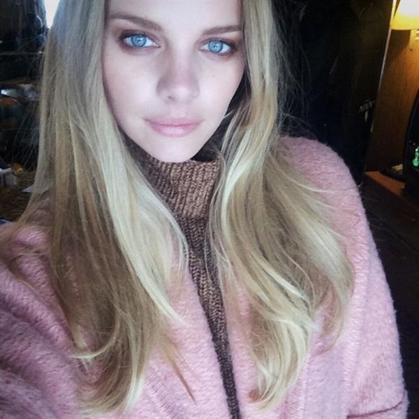 Marloes Horst taking a selfie