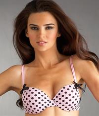 Jennifer Lamiraqui in lingerie