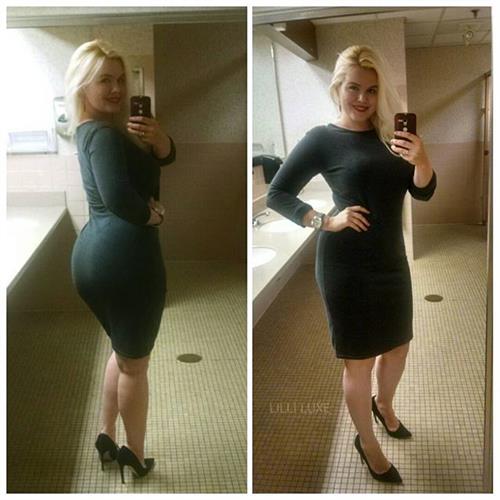 Lilli Luxe taking a selfie and - ass