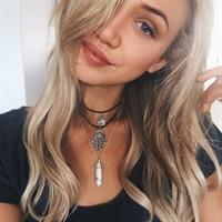 Gabrielle Grace Epstein taking a selfie