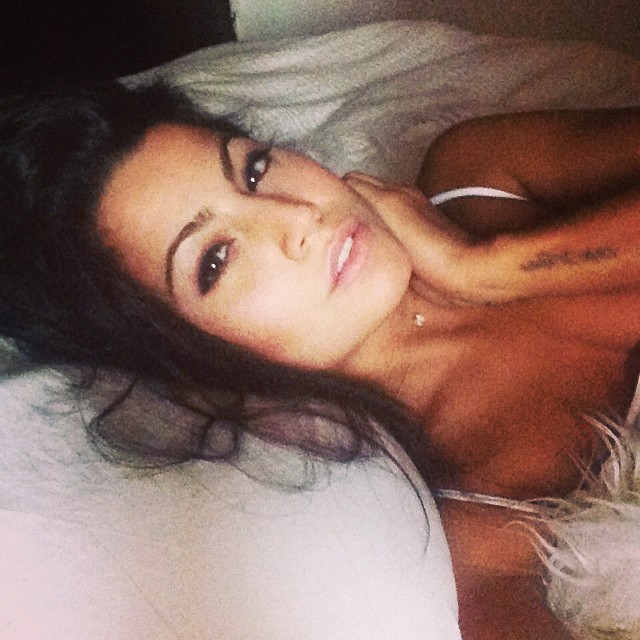 Mónica Alvarez taking a selfie