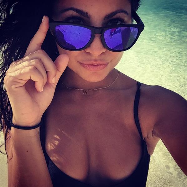 Mónica Alvarez taking a selfie