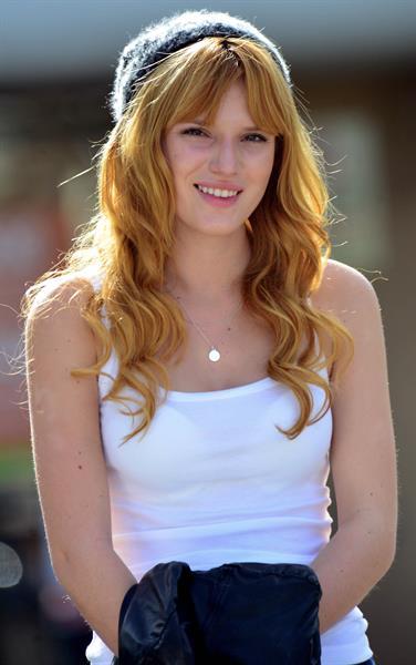 Bella Thorne Pictures Bella Thorne