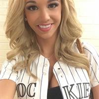 Caitlin Arnett taking a selfie