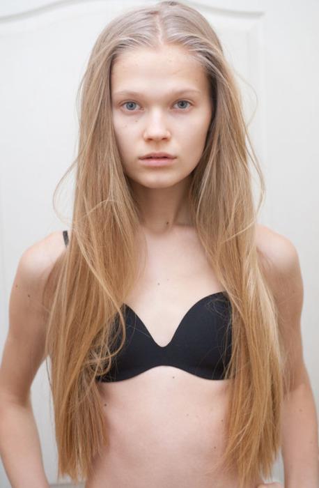 Vita Sidorkina in lingerie