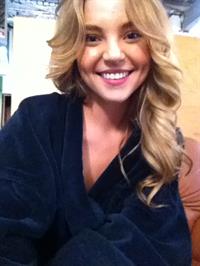 Rachel Hilbert taking a selfie