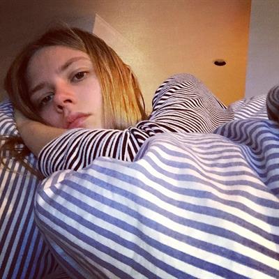 Caroline Brasch Nielsen taking a selfie