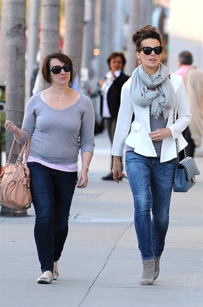 Kate Beckinsale Shopping in Los Angeles February 27, 2013  