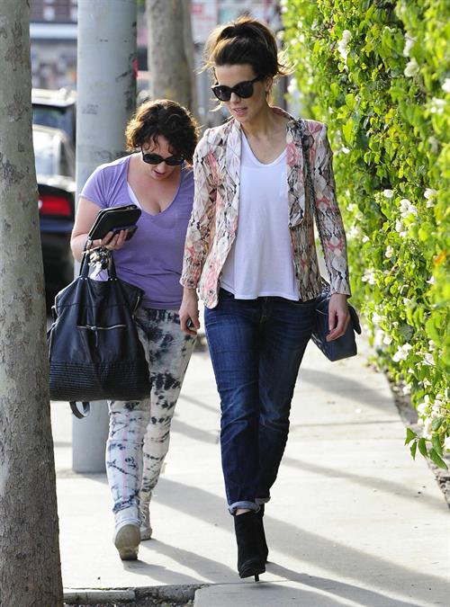 Kate Beckinsale out shopping on Melrose Ave in West Hollywood, January 22, 2013 
