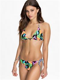 Yara Khmidan in a bikini