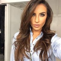 Kelly Karloff taking a selfie