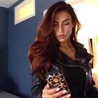 Kelly Karloff taking a selfie