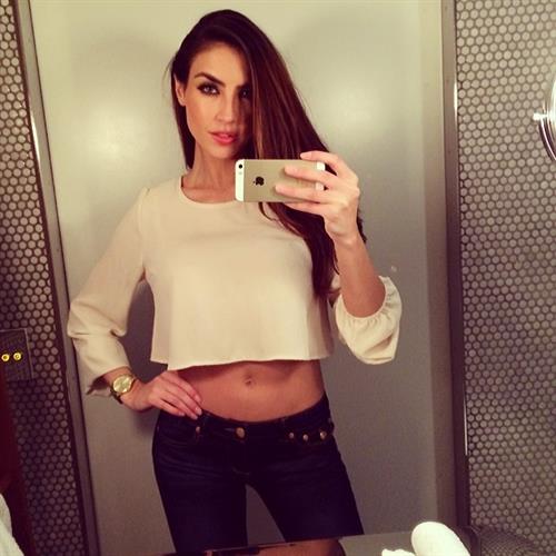 Kelly Karloff taking a selfie