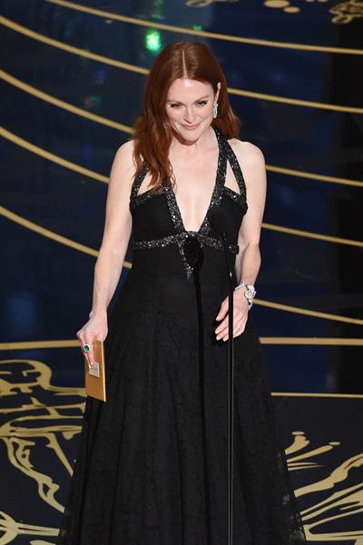 Julianne Moore