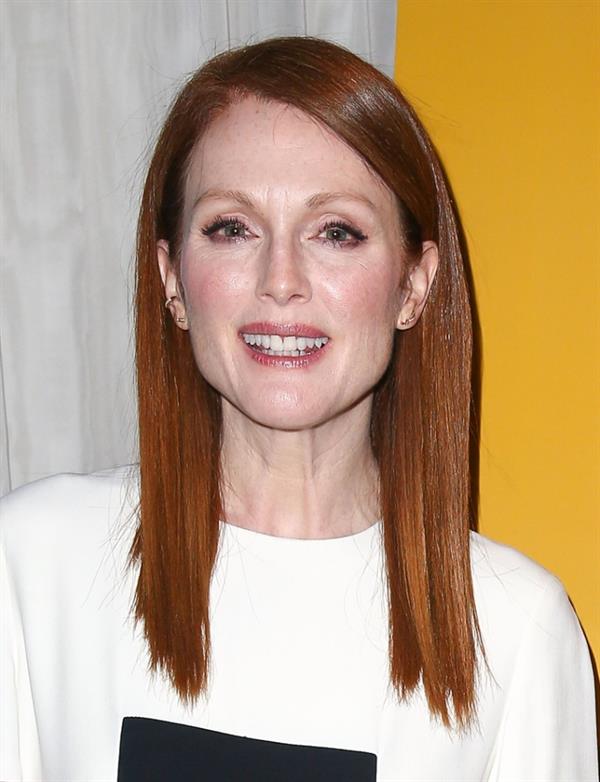 Julianne Moore