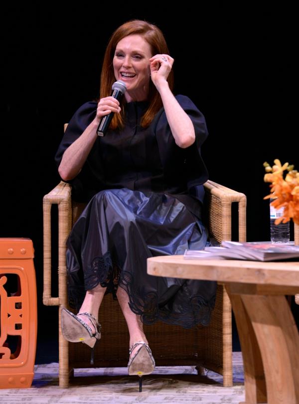 Julianne Moore