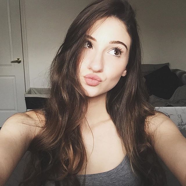 Christina Marie Harris taking a selfie