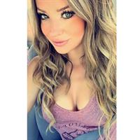 Sheala Foster taking a selfie