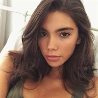 Cindy Mello taking a selfie