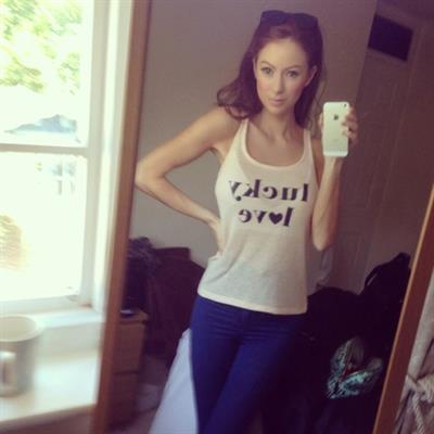 Laura Carter taking a selfie