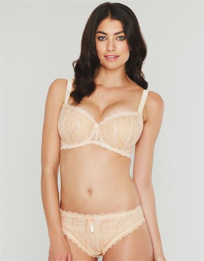 Lauren Mellor in lingerie