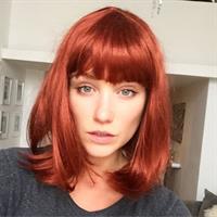 Katrina Bowden taking a selfie