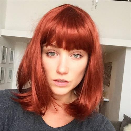 Katrina Bowden taking a selfie