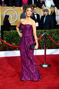 Sarah Hyland at the Screen Actors Guild Awards wearing a purple dress