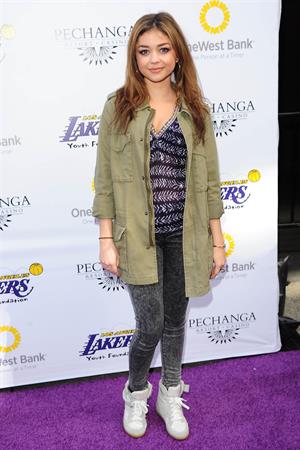 Sarah Hyland at the 2013 Lakers Casino Night in LA March 10, 2013