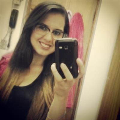 Veronica Rangel taking a selfie