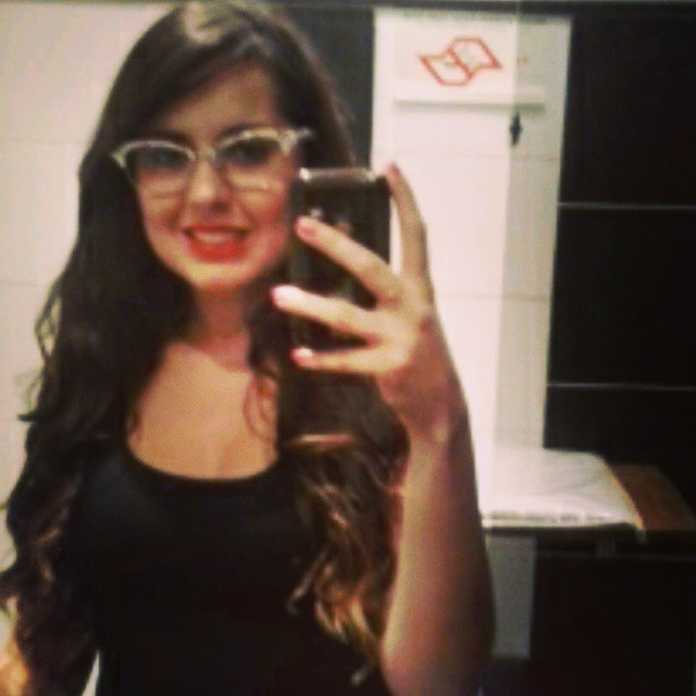 Veronica Rangel taking a selfie