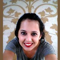 Veronica Rangel taking a selfie