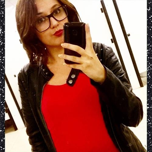 Veronica Rangel taking a selfie