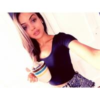 Lisa Ramos taking a selfie