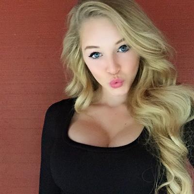 Courtney Tailor