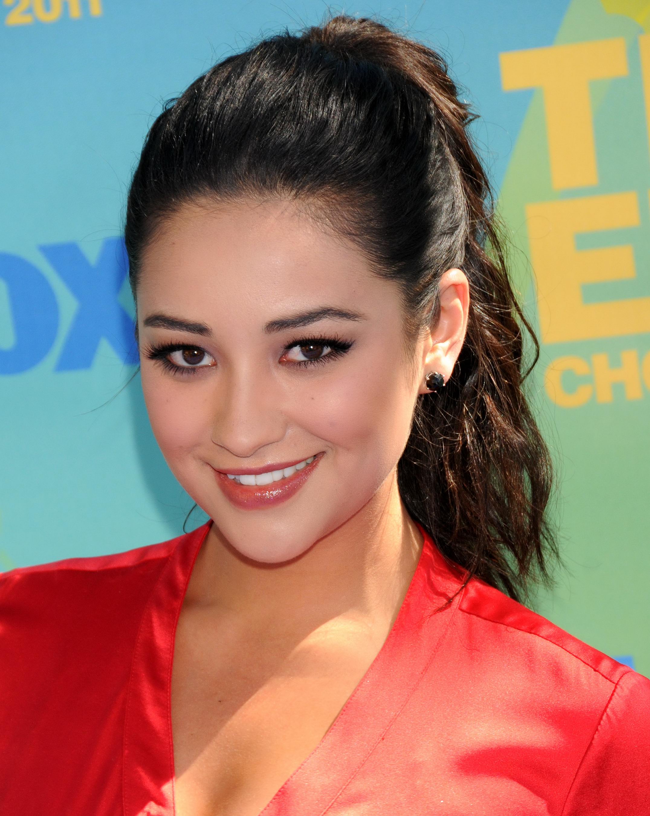 Shay Mitchell
